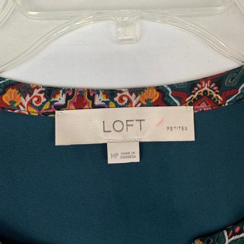 Loft M Petite Colorful Geometric Medallion Split Neck Blouse Boho Career Ruffle
